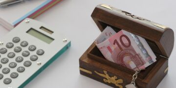 Master Your Money: A Roadmap to Financial Freedom