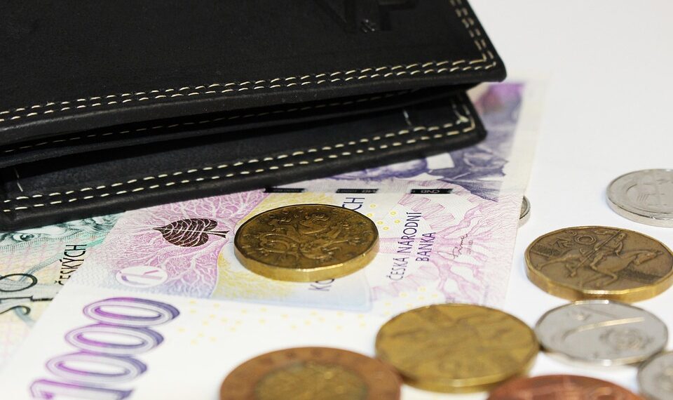 Money Matters: Essential Personal Finance Tips for College Students